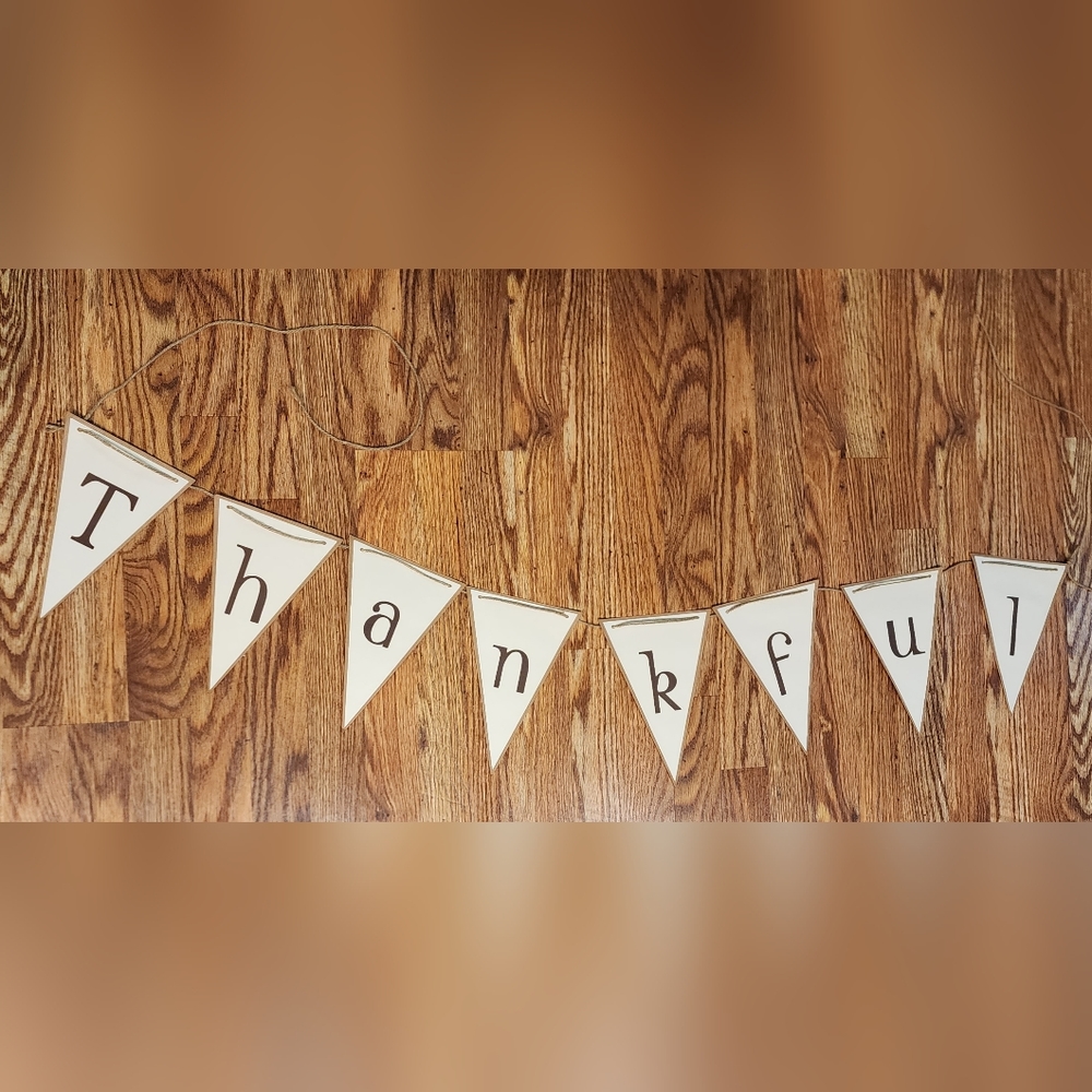 Thankful Banner with Jute String